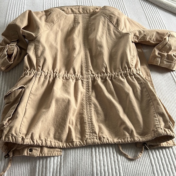 Utility Cargo Jacket - Picture 10 of 10